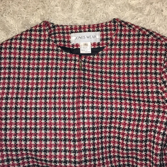 Versatile Fashionable Jacket - Picture 2 of 3